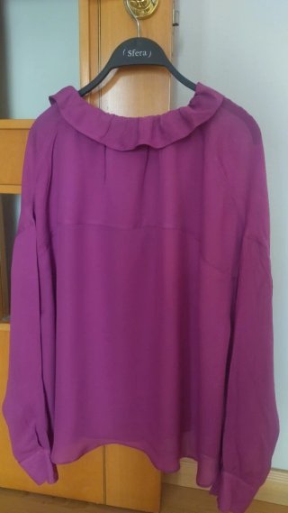Blusa Zara Oversize. Color Buganvilla