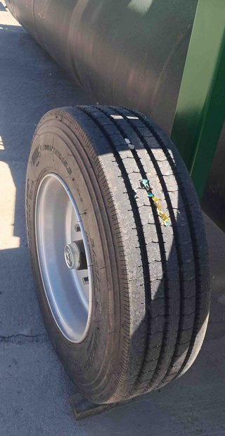Rulo agrícola nuevo de 5 metros.