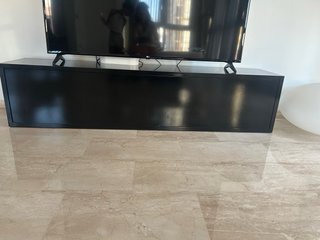 Mueble TV negro con 2 cajones correderos