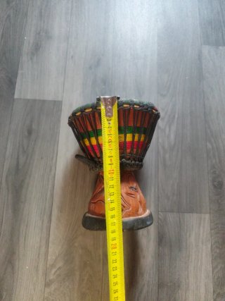 Tambor africano tradicional