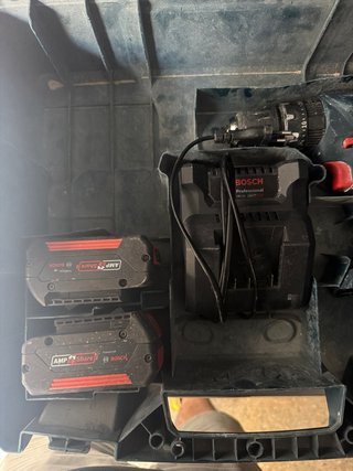 Taladro Bosch Profesional con baterías