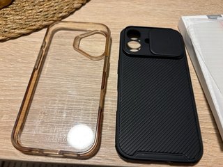 2 Fundas + Cristal Templado iPhone 16