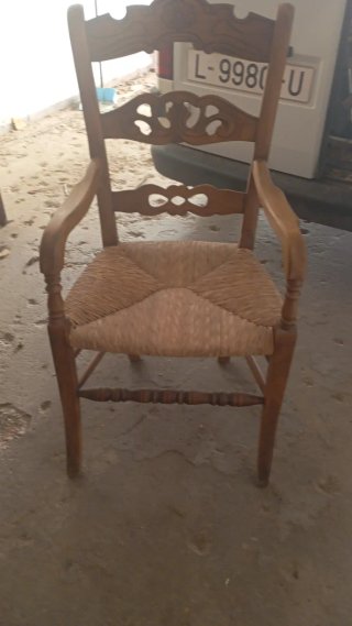 2 Sillas Antiguas Madera y Ratán