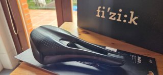 Sillín Fizik Argo Tempo R3 Kiüm