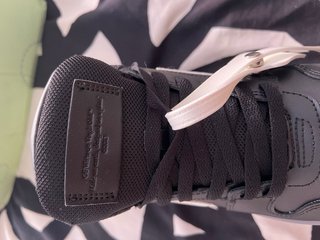 Zapatillas Off-White Negras y Blancas