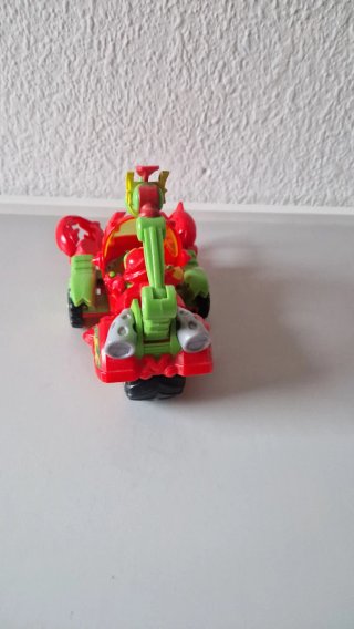 Vehículo Wild Scorpion Superthing. Con  2 figuras
