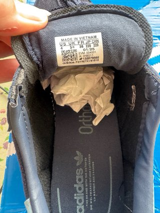 Zapatos Adidas Azul Marino y Turquesa