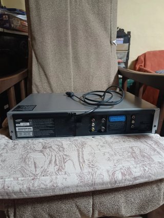 Reproductor VHS y DVD Samsung