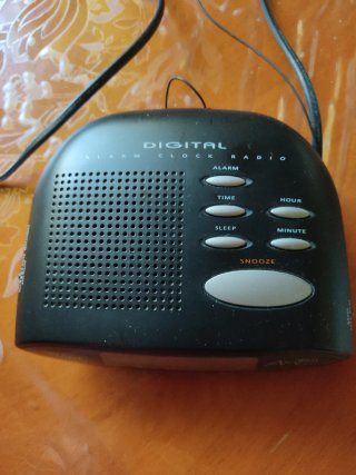 Radio Reloj Despertador Bluesky Negro