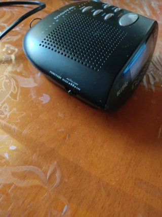 Radio Reloj Despertador Bluesky Negro