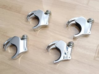 Abrazaderas 49mm para cúpulas Harley Davidson