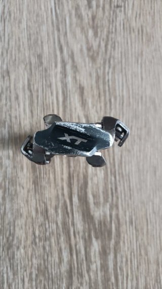Pedal Shimano Deore XT Izquierdo.