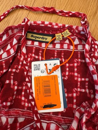 Top Superdry Rojo y Blanco Talla 40