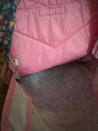 Mochila Benetton floral rosa