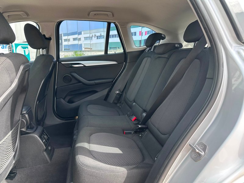 BMW X1 sDrive 18d (F48) 2017, foto 18
