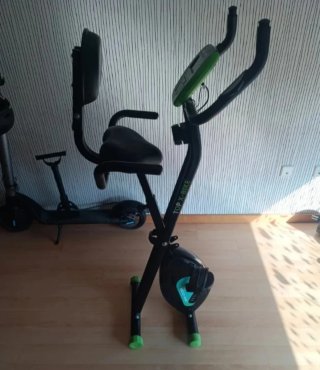 Bicicleta Estática Plegable Negra