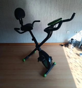 Bicicleta Estática Plegable Negra