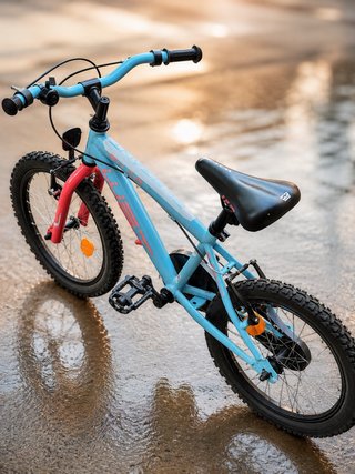 Bicicleta infantil azul y rosa