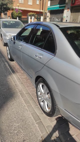Mercedes-Benz C 200 2009