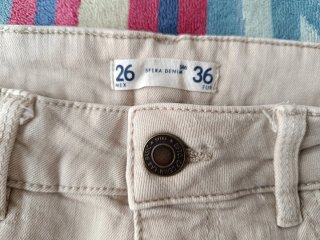 Pantalón vaquero Sfera Talla 36 Beige