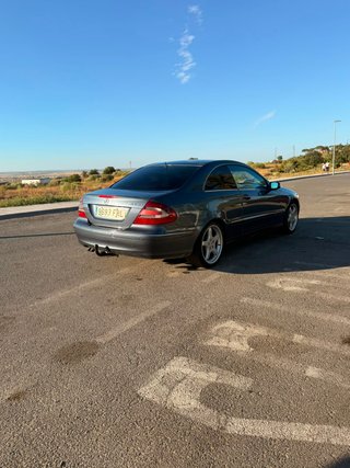 Mercedes-Benz  CLK 2003