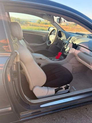 Mercedes-Benz  CLK 2003