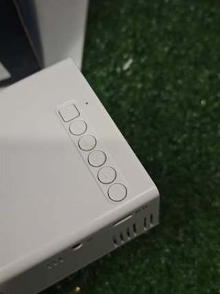 Proyector LED Portátil con Mando y Caja