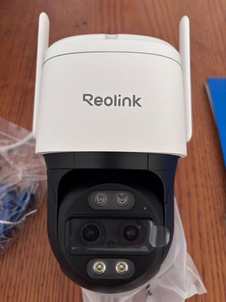 Cámara Reolink TrackMix WiFi 4K Inalámbrica