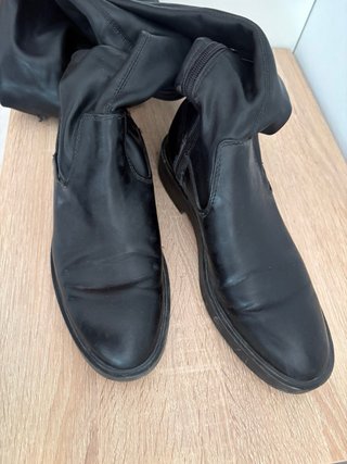 Botas altas negras