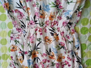 Mono corto floral mujer Talla S