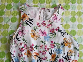 Mono corto floral mujer Talla S