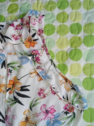 Mono corto floral mujer Talla S