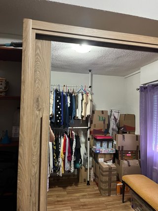 Armario madera maciza puertas correderas