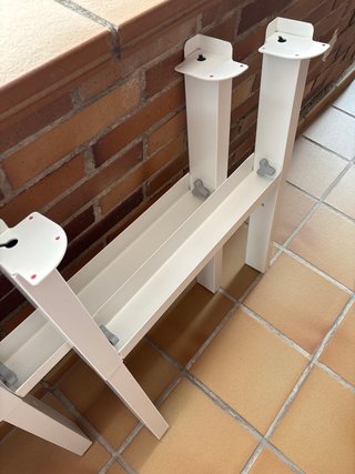 Estructura inferior mesa infantil IKEA PAHL