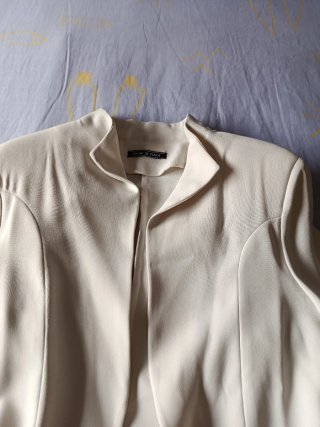 Vestido blanco con chaquetilla