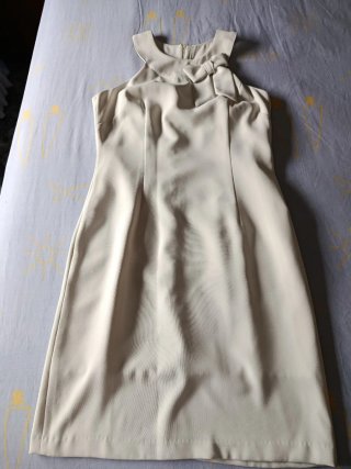 Vestido blanco con chaquetilla