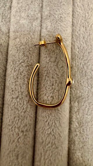 Pendientes aro Uno de 50 baño oro 18k topacios