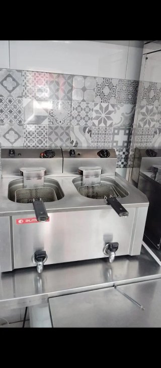Freidora industrial doble ALMISON