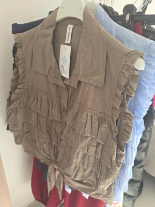 Camisa azul con volantes talla única