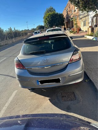 Opel Astra gtc  2006 Leer ante de marear