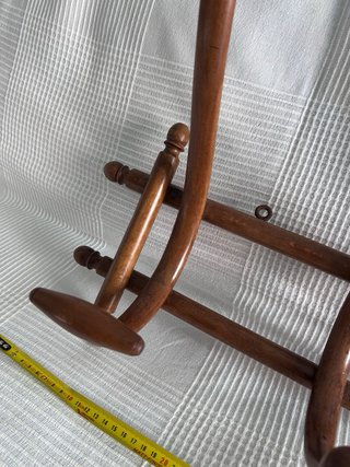 Perchero de pared de madera restaurado