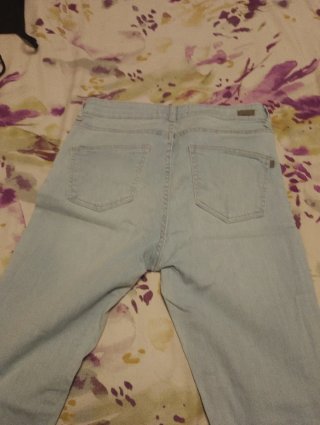 Pantalón vaquero azul claro