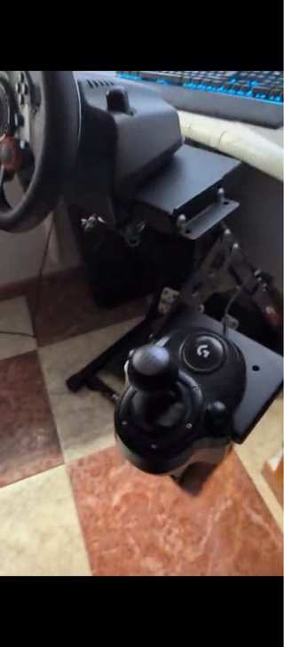 Volante Logitech G27 + Shifter Driving Force