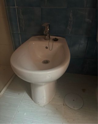 Inodoro + bide + lavabo + mampara ducha + plato