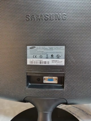 Monitor Samsung SyncMaster SA100 Negro