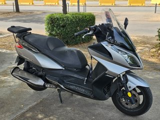 Kymco SuperDink 300i (sin ABS)