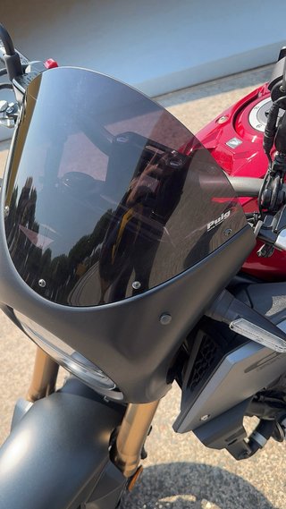 Honda CB 650 R Naked Roja
