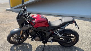 Honda CB 650 R Naked Roja