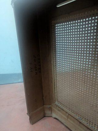 Cubre radiador madera cerezo y rejilla