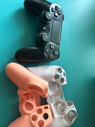 Mando PS4 + 2 Fundas Silicona